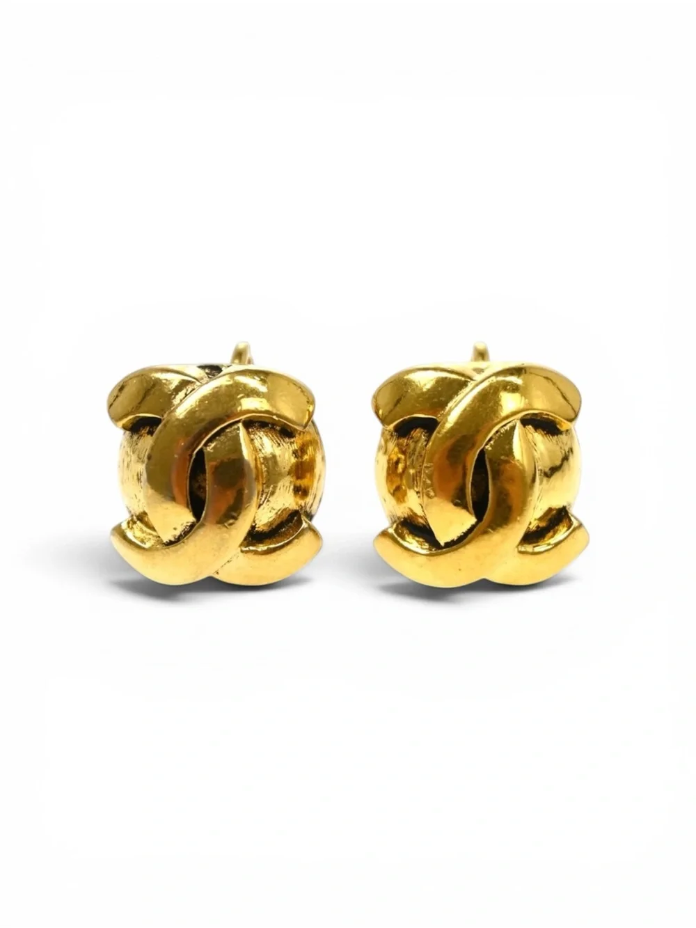 Authentic Vintage CHANEL Gold Plated CC Logo Clip-On Earrings – Made in France